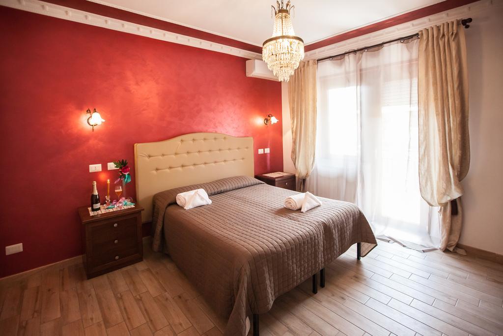 Carillon Apartment Чивитавекия Екстериор снимка